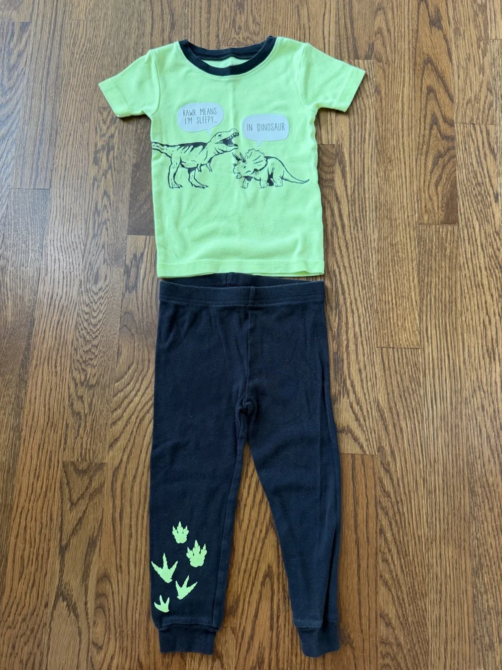 Toddler pajama set bundle, size 2T (5 sets)